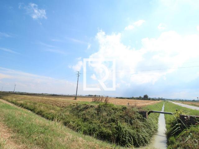 Terreno in vendita a Cervia, Reggio Emilia