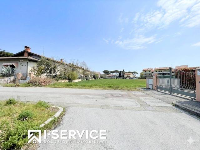 Terreno in vendita a Cervia, Reggio Emilia