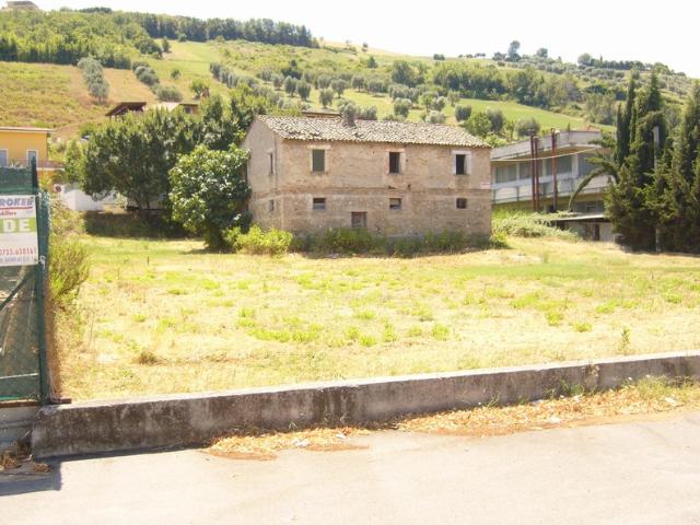Terreno in vendita a Unione dei Comuni della Val Vibrata, Colonnella