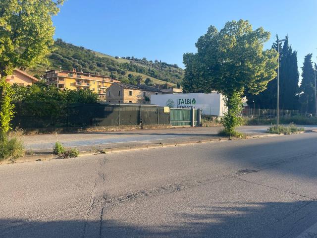 Terreno in vendita a Agraria, Marche