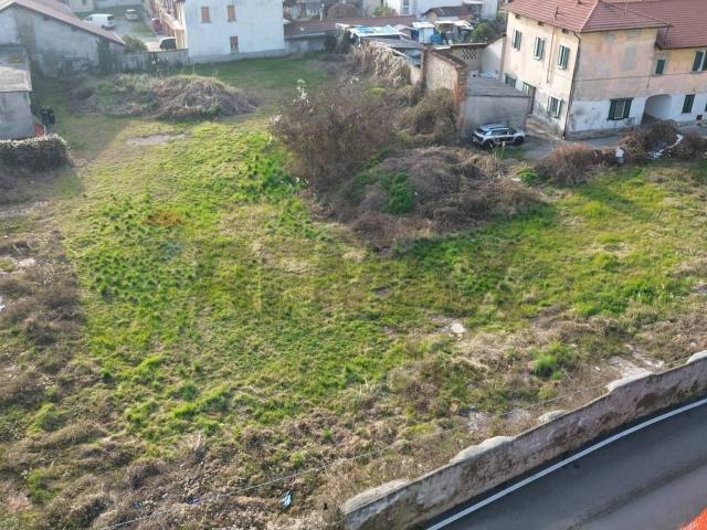 Terreno in vendita a Cornate D'adda, Lombardia