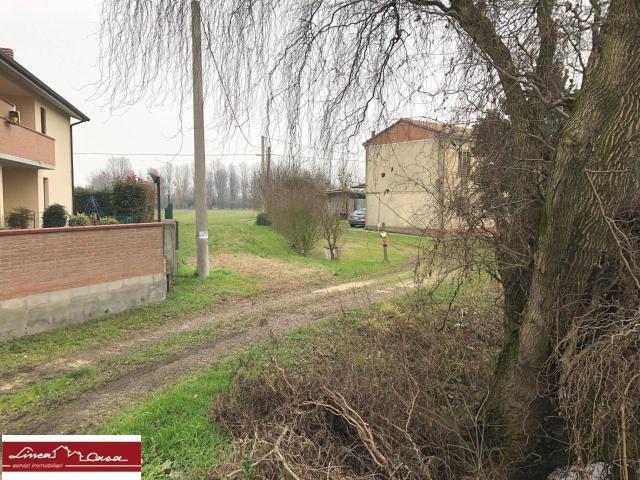 Terreno in vendita a Ferrara, Reggio Emilia