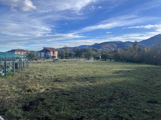 Terreno in vendita a Giaveno, Torino