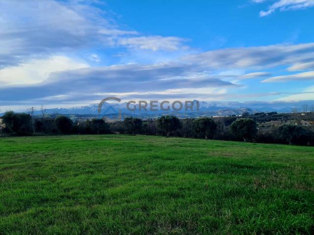 Terreno in vendita a Giulianova, Abruzzo