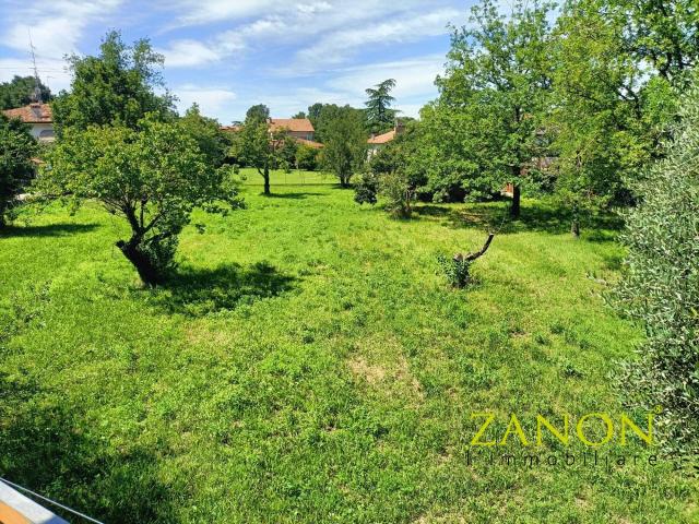 Terreno in vendita a Gradisca D'isonzo, Friuli-Venezia Giulia