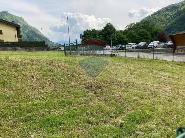 Terreno in vendita a Introbio, Lombardia