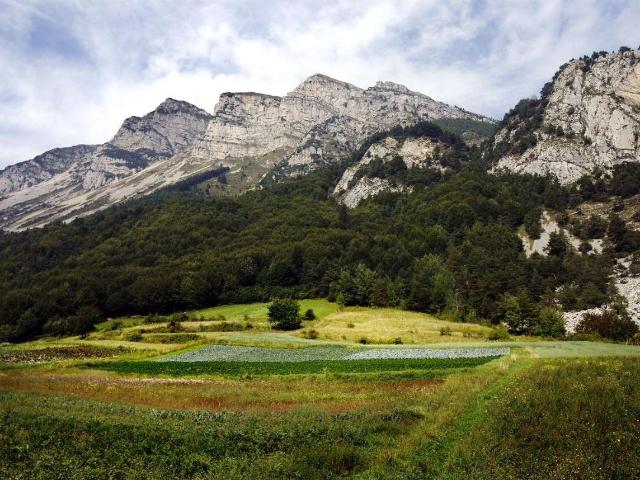 Terreno in vendita a Comunità della Vallagarina, Isera