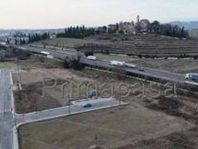 Terreno in vendita a Lavagno, Vago