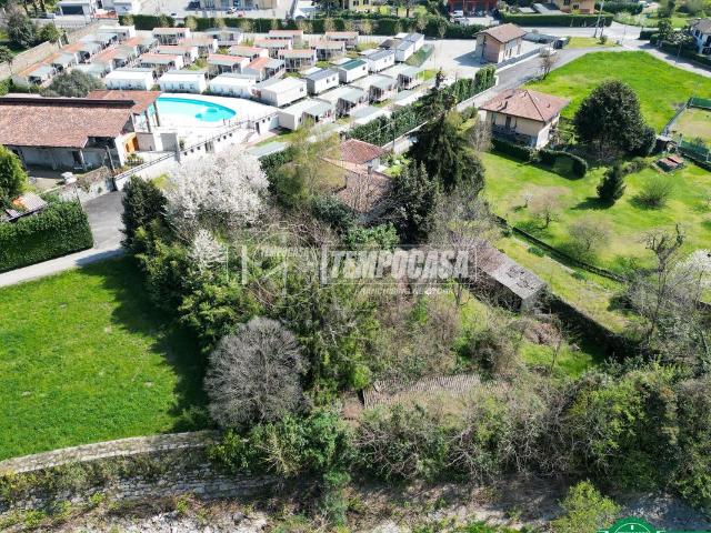 Terreno in vendita a Villa Lesa, Piemonte