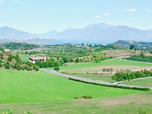 Terreno in vendita a Lonato, Brescia