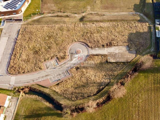 Terreno in vendita a Lonigo, Veneto
