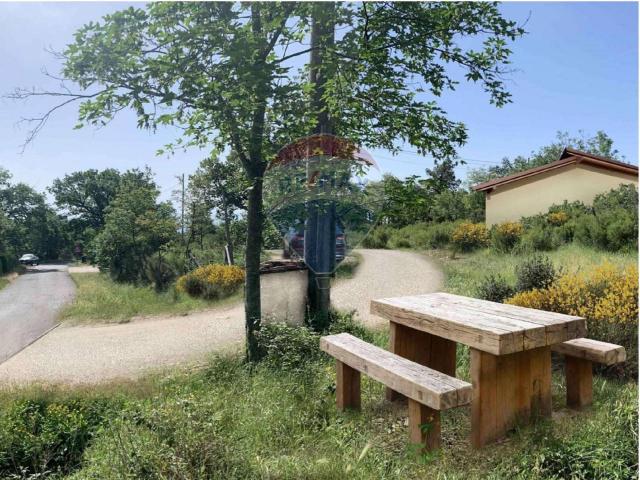 Terreno in vendita a Loro Ciuffenna, Toscana