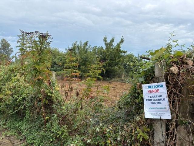 Terreno in vendita a Marcianise, Campania