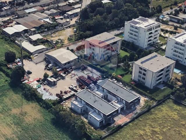 Terreno in vendita a Novate Milanese, Lombardia