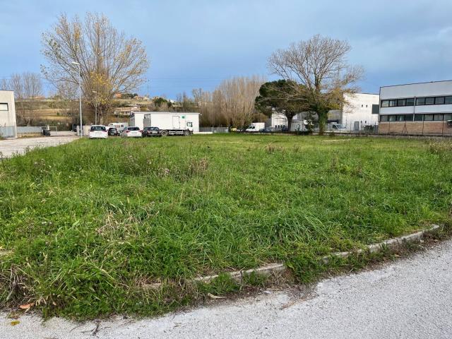 Terreno in vendita a Marche, Ancona
