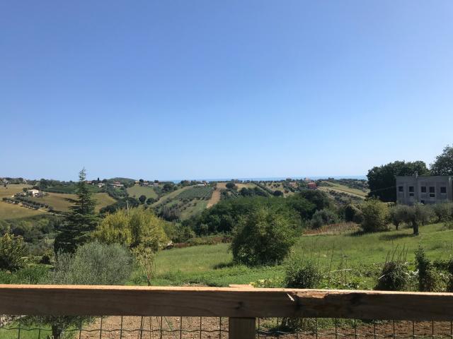 Terreno in vendita a Mosciano Sant'angelo, Abruzzo
