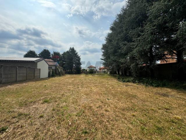 Terreno in vendita a Nerviano, Lombardia