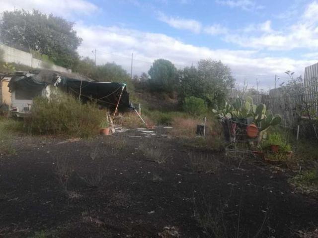 Terreno in vendita a Nicolosi, Sicilia