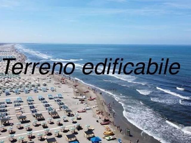 Terreno in vendita a Tonfano, Toscana