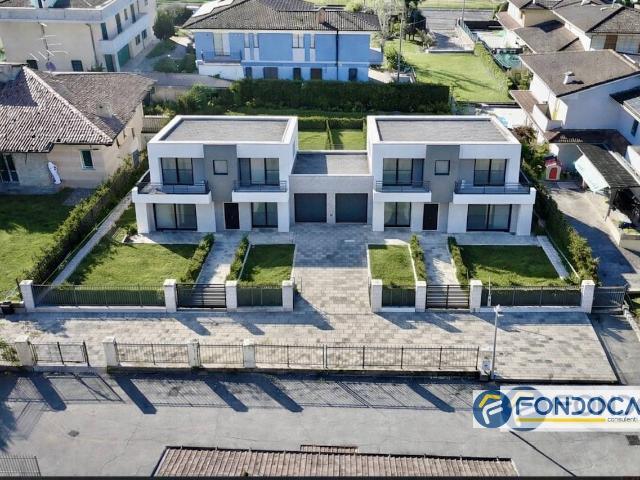 Terreno in vendita a Pontoglio, Lombardia
