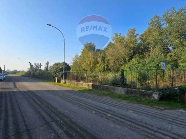Terreno in vendita a Pozzuolo Martesana, Lombardia