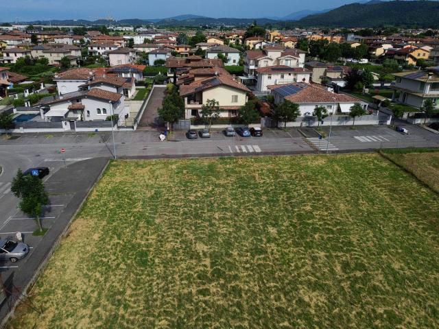 Terreno in vendita a Rodengo Saiano, Lombardia