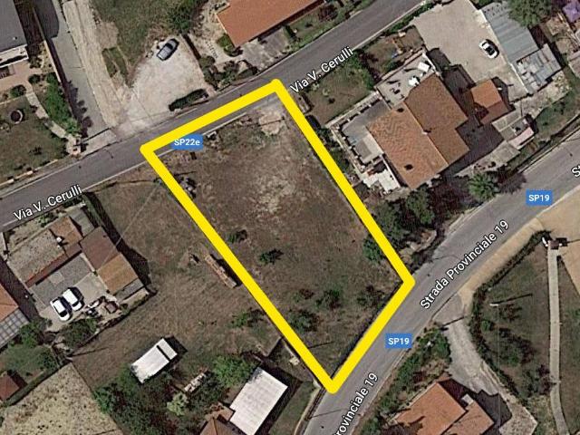 Terreno in vendita a Roseto Degli Abruzzi, Abruzzo