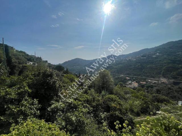 Terreno in vendita a Sant'Antonio, San Remo