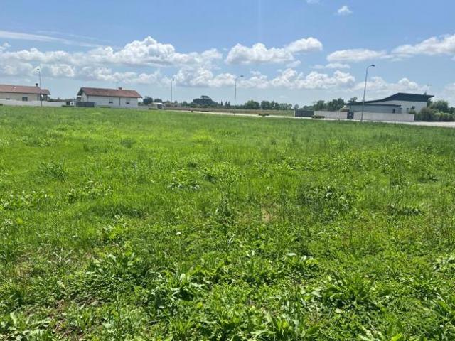 Terreno in vendita a Santa Maria La Longa, Friuli-Venezia Giulia