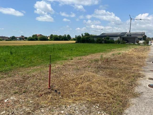 Terreno in vendita a Santa Maria La Longa, Friuli-Venezia Giulia