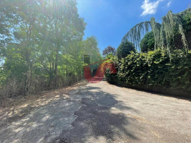 Terreno in vendita a Sant'angelo A Cupolo, Campania