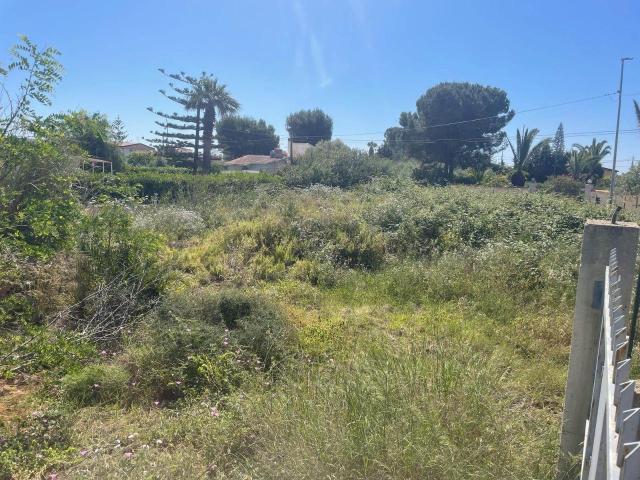 Terreno in vendita a Fontane Bianche, Siracusa