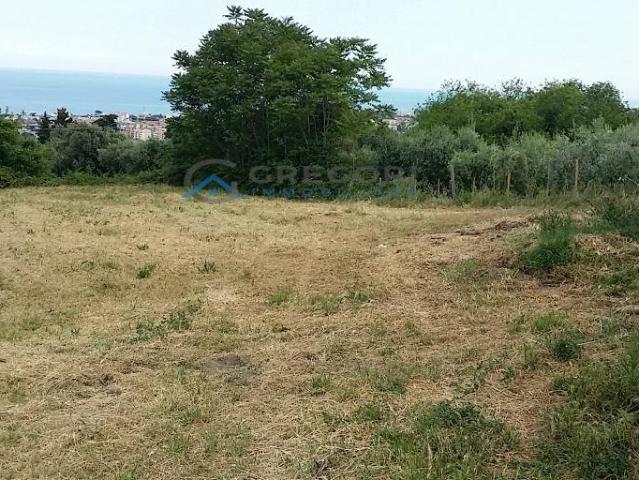 Terreno in vendita a Tortoreto, Teramo