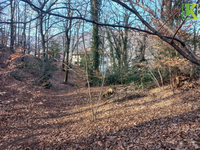 Terreno in vendita a Ghirla, Valganna