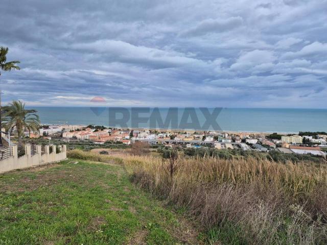 Terreno in vendita a Montevecchio, Vasto