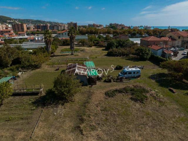 Terreno in vendita a Ventimiglia, Liguria