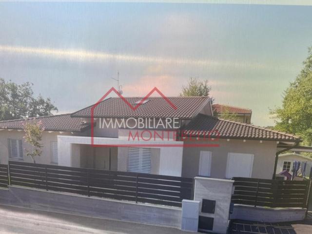 Terreno in vendita a Camaiore, Toscana