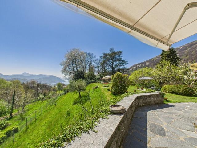 Grundstück kaufen in Bioggio, Tessin