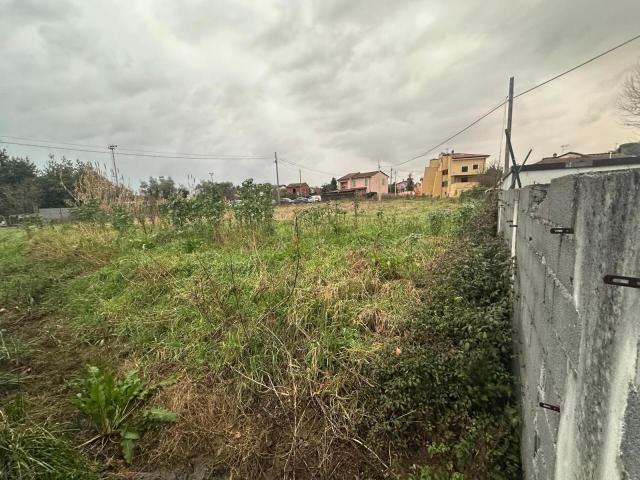 Terreno in vendita a Dogana, Luni