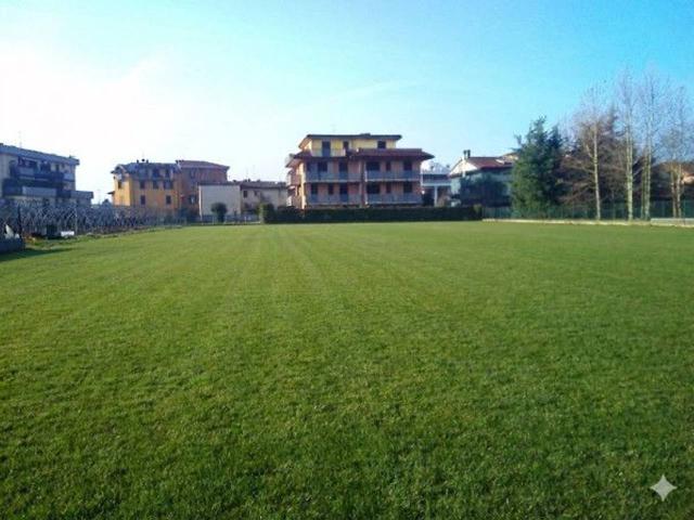 Terreno in vendita a Villaggio degli Sposi, Bergamo