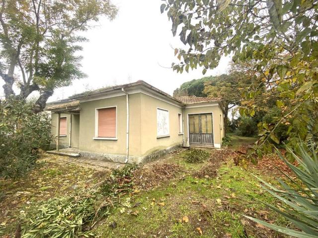 Terreno in vendita a Cervia, Reggio Emilia