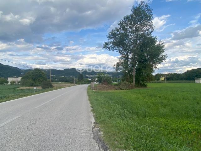 Terreno in vendita a Magnano In Riviera, Friuli-Venezia Giulia