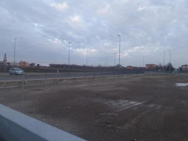Terreno in vendita a San Faustino-Madonnina-Quattroville, Modena