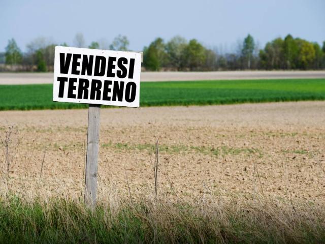 Terreno in vendita a Moruzzo, Friuli-Venezia Giulia
