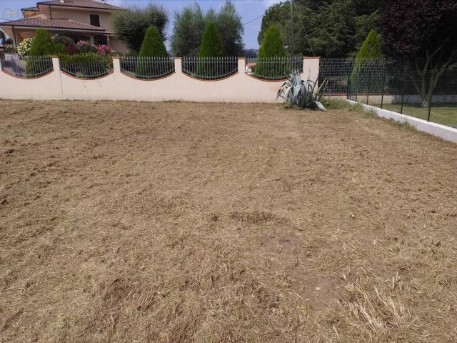 Terreno in vendita a Marche, Fermo
