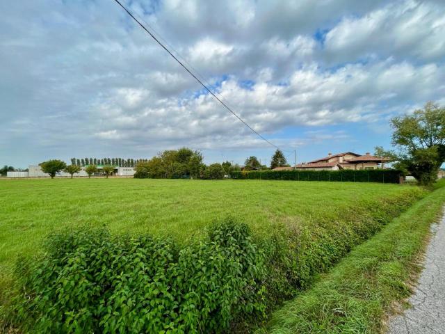 Terreno in vendita a Ruda, Friuli-Venezia Giulia