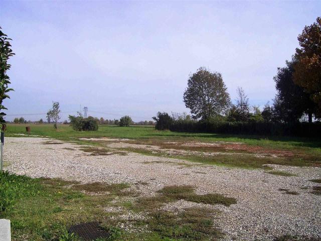 Terreno in vendita a San Giorgio Bigarello, Castelbelforte