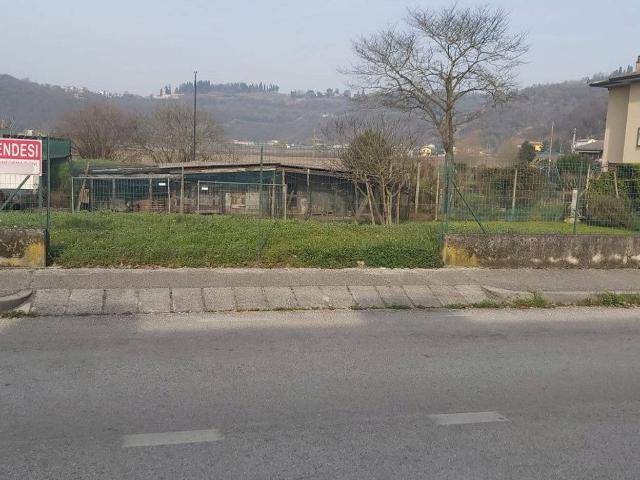 Terreno in vendita a Vicenza, Veneto