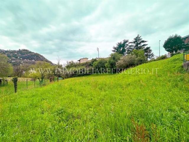 Terreno in vendita a Calolziocorte, Lecco