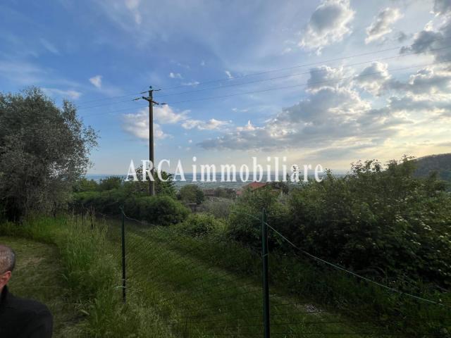 Terreno in vendita a Tonfano, Toscana